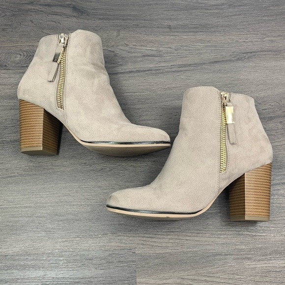 Apt. 9 Timezone Taupe Ankle Boots Size 10 - Picture 8 of 14